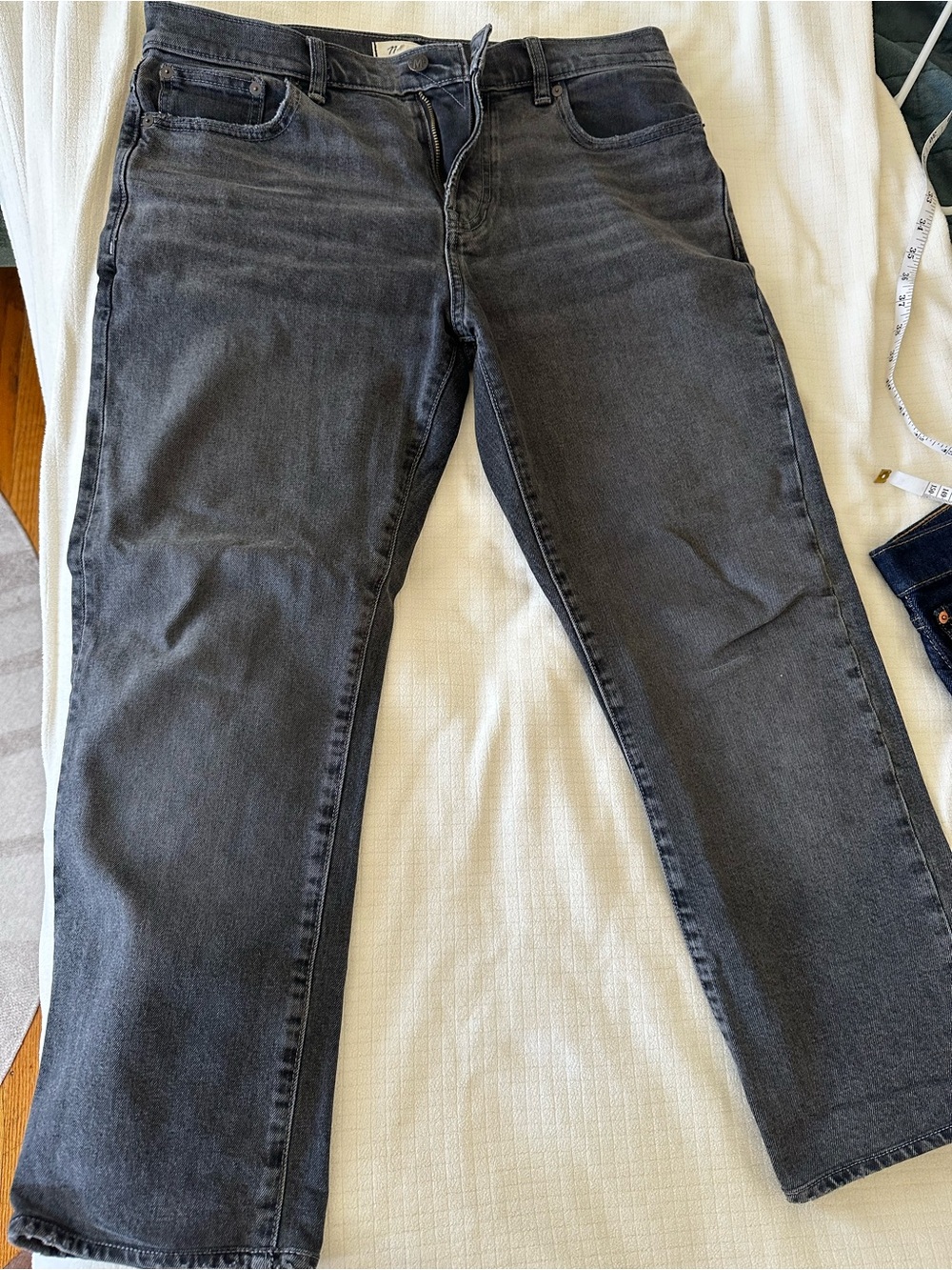 Madewell Men's Straight Jeans in Washed Charcoal